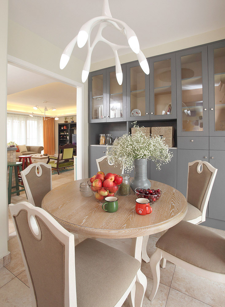 �ɶ�װ�޹�˾���ɶ�װ�ι�˾���ɶ�80��װ�޶�