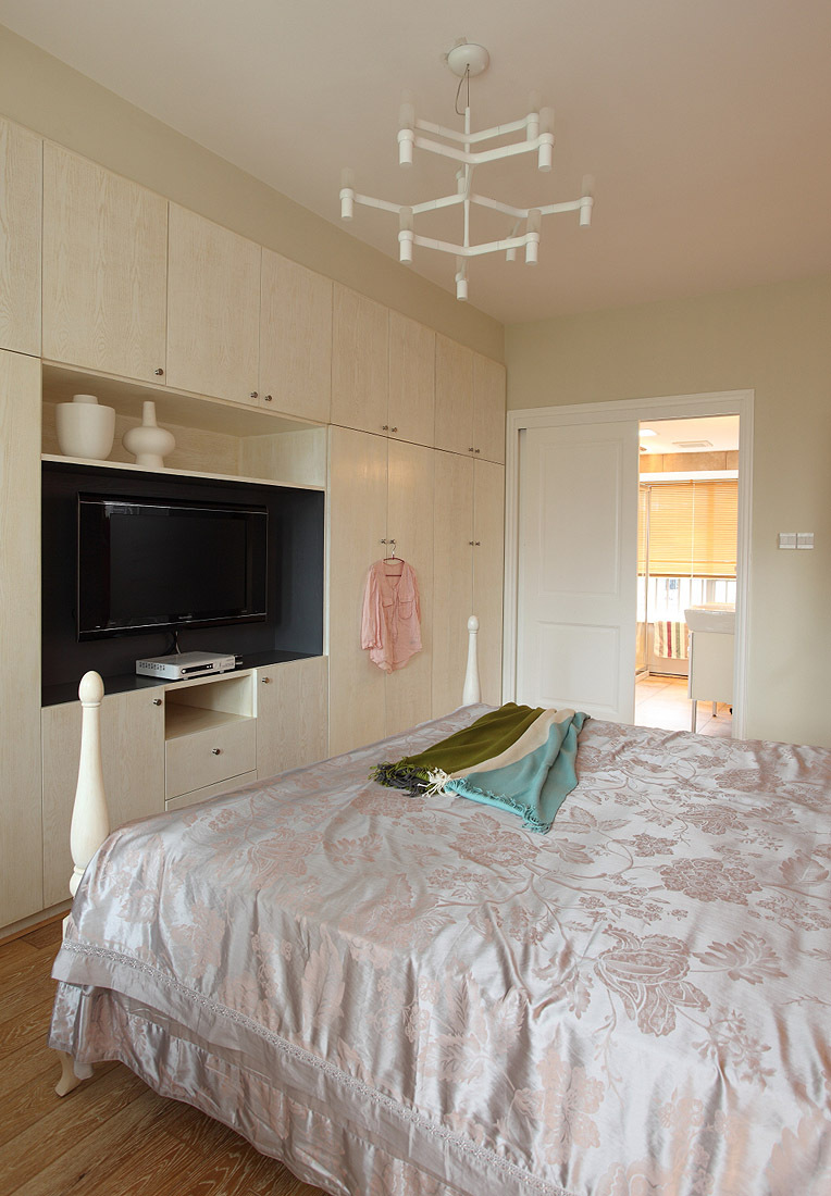 �ɶ�װ�޹�˾���ɶ�װ�ι�˾���ɶ�80��װ�޶�